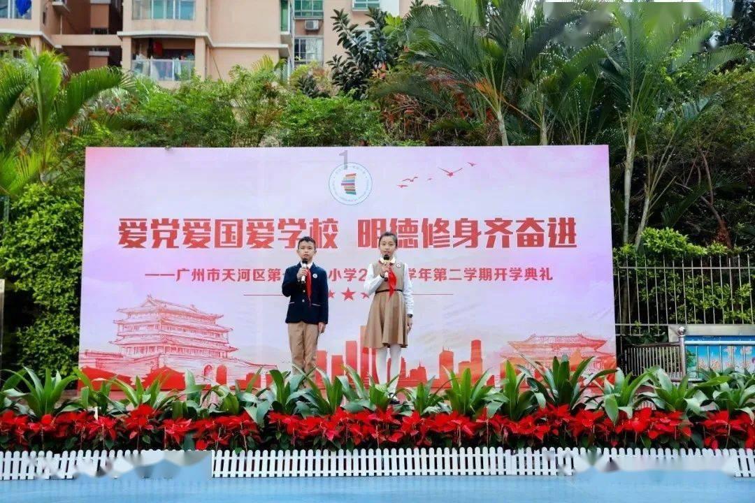 男生拿矿泉水当头像代表什么？